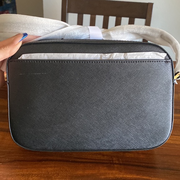 Brand New Michael Kors - Picture 6 of 9